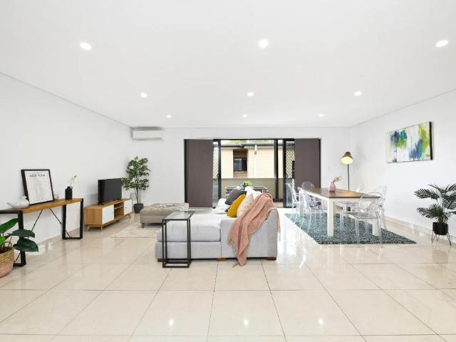 Penthouse apartment unfolds over an impressive 232sqm of space