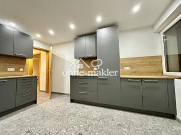 PENTHOUSE Apartment with Stunning Green Views & Swabian Alb Panorama