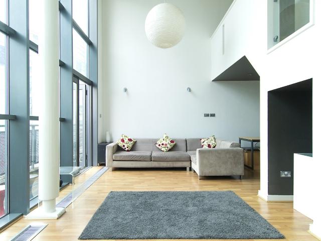 Penthouse Apartment with View of City Centre to Let in Liverpool