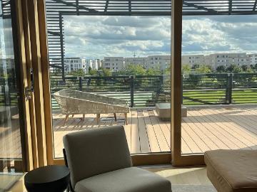 Penthouse at the Park in Frankfurt, Frankfurt Amsterdam Apartments for Rent