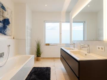 Penthouse Birds Nest: 130 sqm BBQ Roof terrace