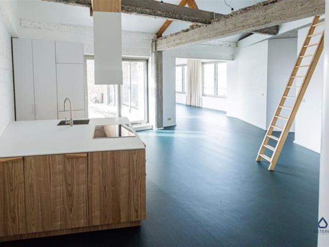Penthouse by Lhoas&Lhoas