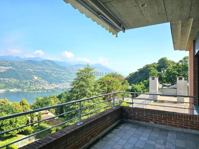 Penthouse + Gästewohnung / Büro mit privatem Pool, Sauna, Grottino und traumhaftem Blick