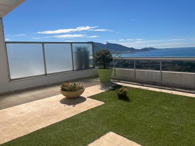 Penthouse d’exception – Vue mer panoramique à Marseille