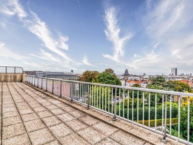 Penthouse double stunning view