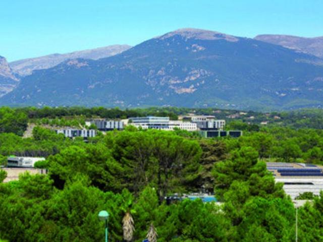 Penthouse de luxe de 3 chambres en vente Antibes, France