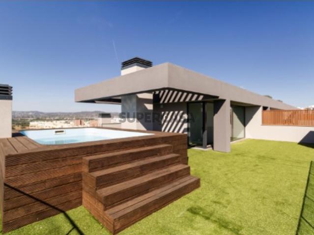 Penthouse de Luxo T5 Única em Faro Vista Panorâmica, Piscina Privativa e Rooftop