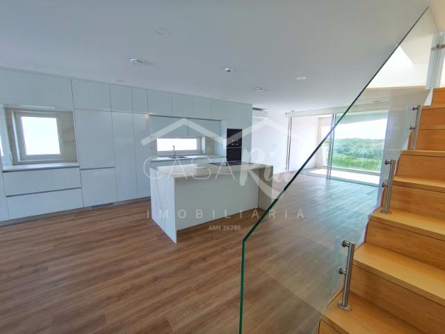 Penthouse de Luxo Exclusiva na Primeira Linha de Mar Costa Nova