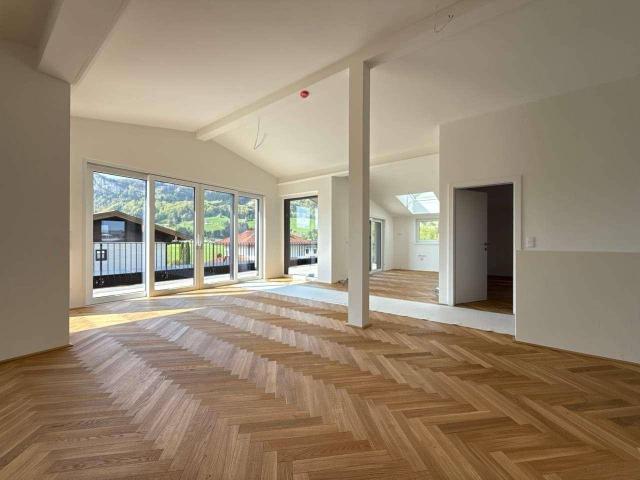 Penthouse der Extraklasse – 360° Dachterrasse mit spektakulärem Bergpanorama