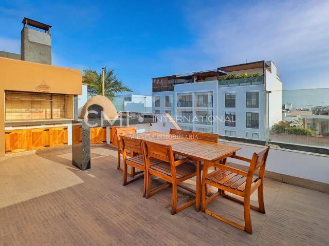 Penthouse dúplex con terrazas en venta en Miraflores