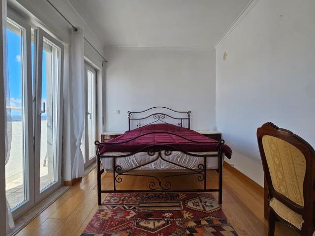 Penthouse Duplex Exclusiva T3 sendo 2 suítes em Avenida Bocage Barreiro, com Vista Panorâmica Lisboa e Rio Tejo