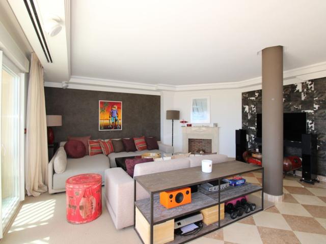 Penthouse Duplex in Nueva Andalucía