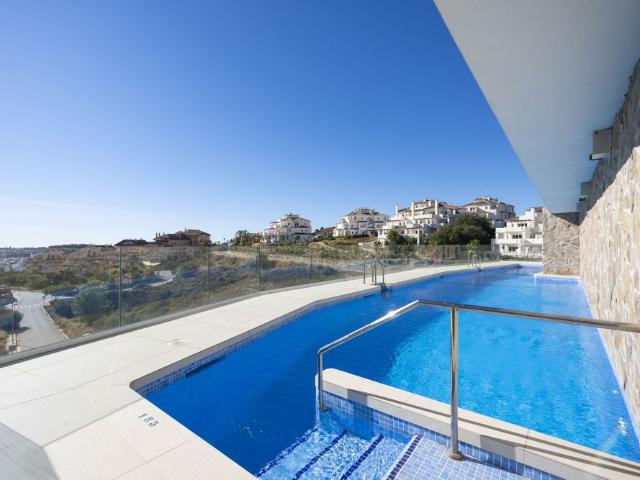 Penthouse Duplex in Nueva Andalucía