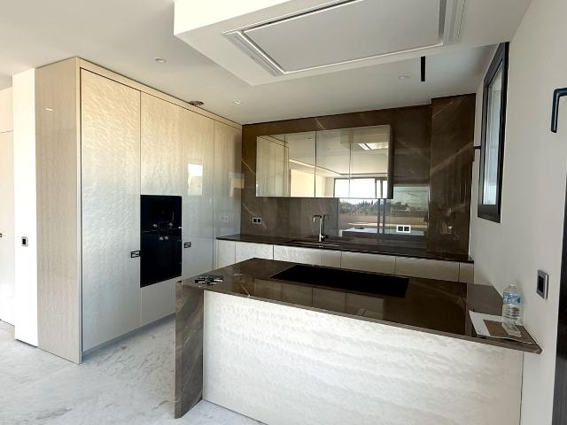 Penthouse Duplex in The Golden Mile
