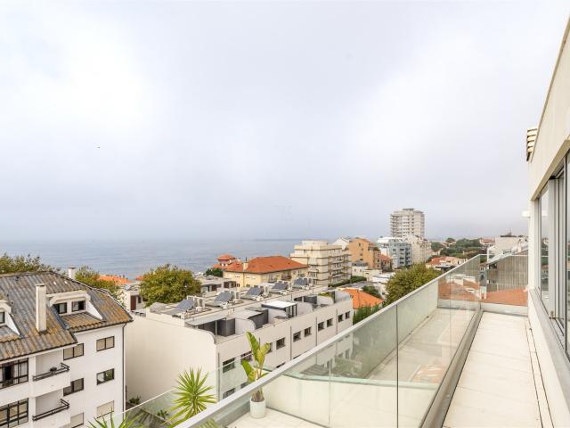 PENTHOUSE DUPLEX T6 410 m² de Exclusividade na Foz do Porto