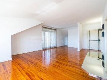 Penthouse Duplex T3+1 Frente Mar com Terraço e Garagem | Cax. 238m² Oeiras E São Julião Da Barra