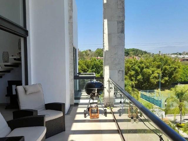 Penthouse en renta en club de golf paraíso country club