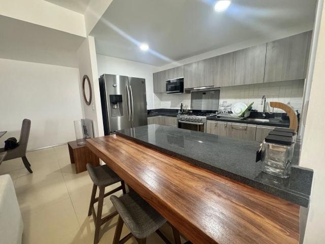 PENTHOUSE EN RENTA EN ALTERRA TOWERS