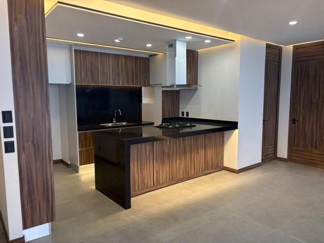 Penthouse en renta en Blvd. Vicente Valtierra zona Sur este