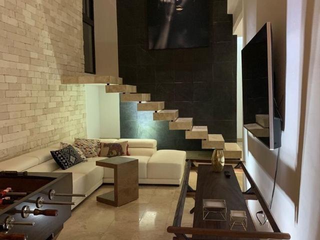 ¡Exclusivo Penthouse en Renta! La Vista Luxury Towers – Temozón Norte