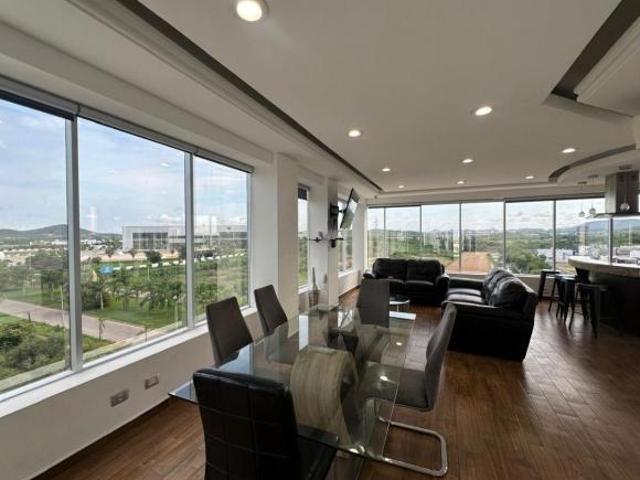 Penthouse en venta de 151 m2 Condominio Marina Platino, Mazatlán