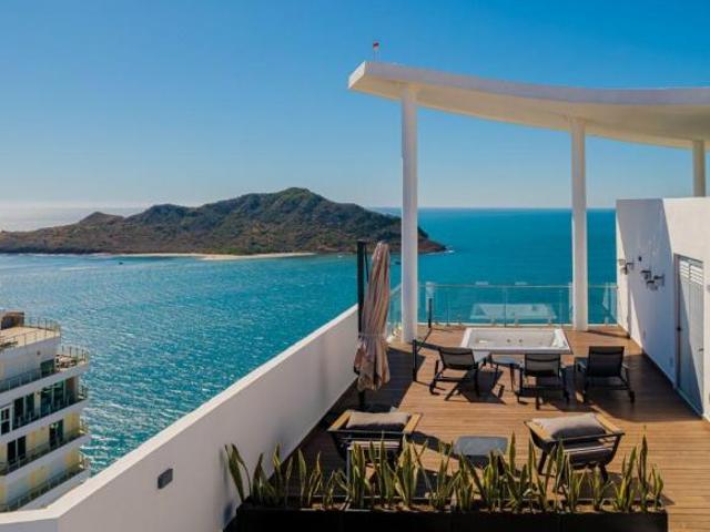 Penthouse en venta en Camino al mar en playa de Mazatlán