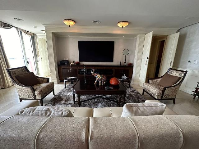 PENTHOUSE EN VENTA EN PASEO DE LA REFORMA