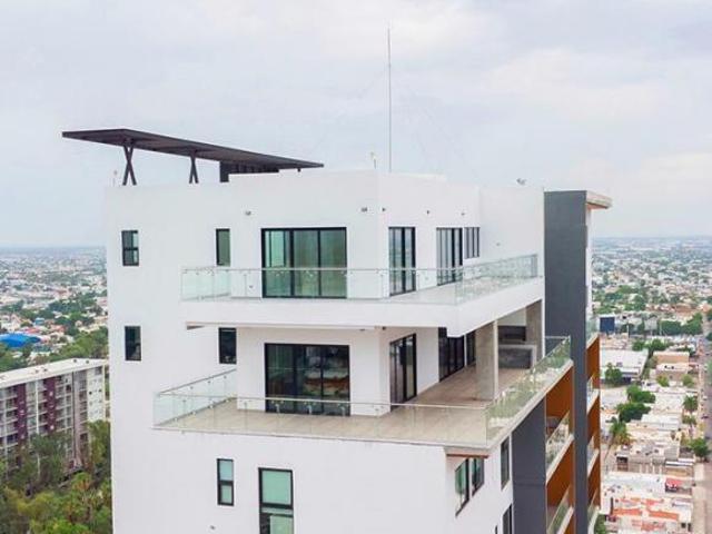 Penthouse en venta en Torre Parkview Pitic