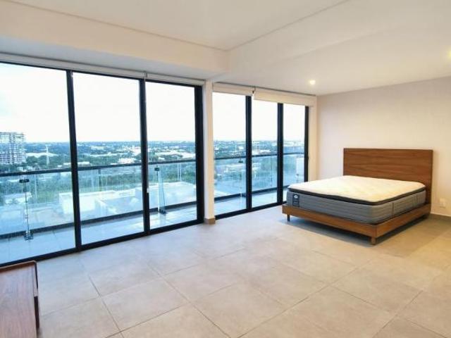 PENTHOUSE EN VIA MONTEJO