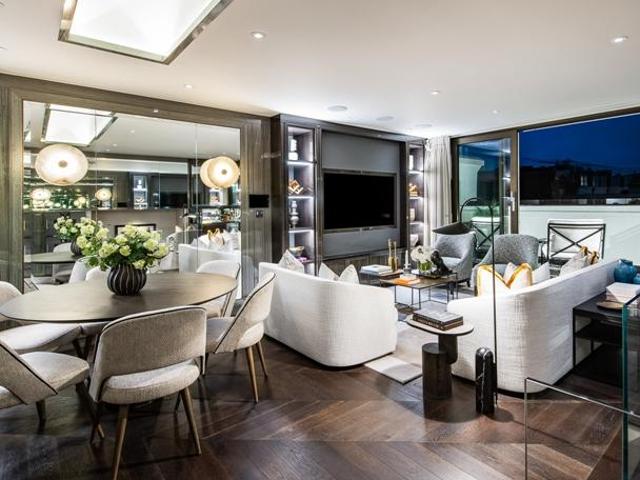 Penthouse East, Prince Of Wales. 3 bed penthouse to rent £17,853 pcm £4,120 pw