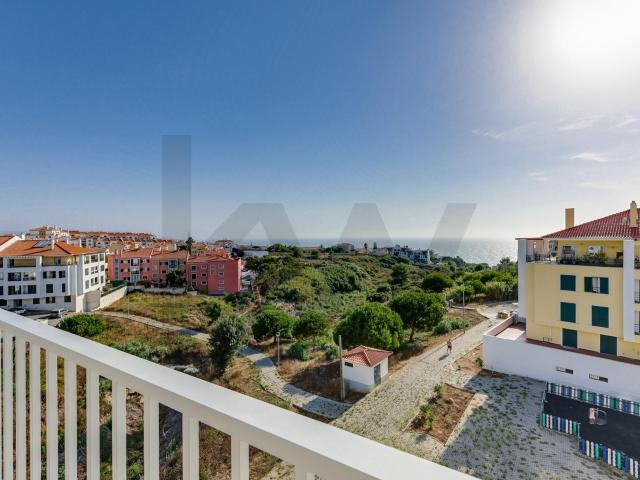Penthouse Exclusiva na Ericeira com Terraço de 185 m² e Vista Panorâmica de Mar