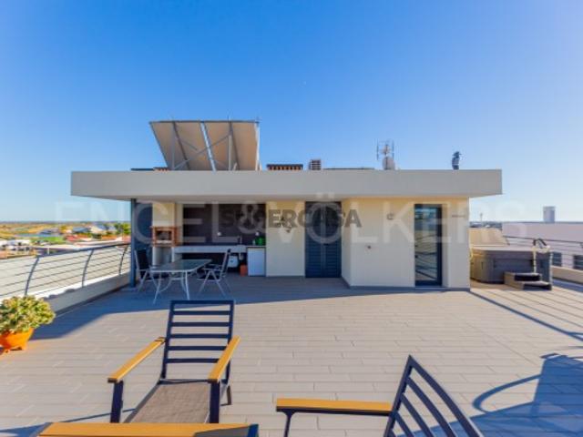 Penthouse Exclusiva T3 com Jacuzzi e Vista Mar Tavira