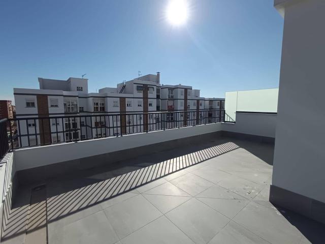 Penthouse for rent in Carretera de Cadiz, Málaga city, Málaga