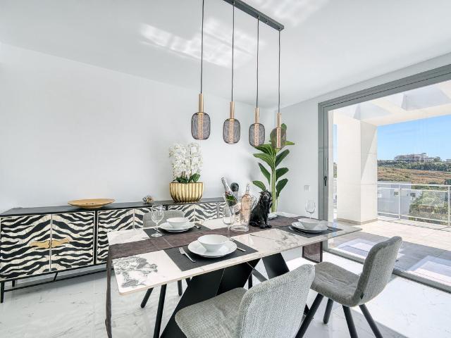 Penthouse For Rent in Casares, Casares