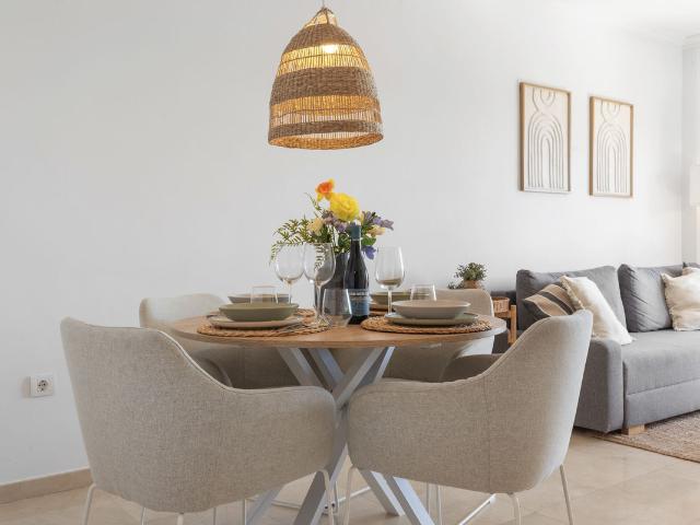 Penthouse For Rent in Casares, Casares