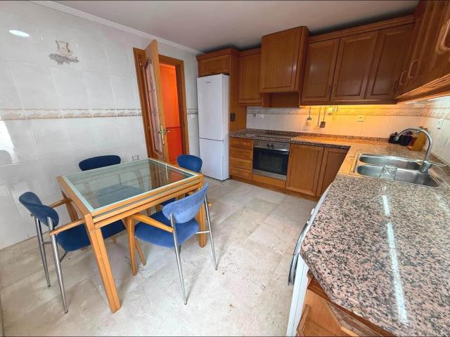 Penthouse for rent in Alicante / Alacant city, Alicante
