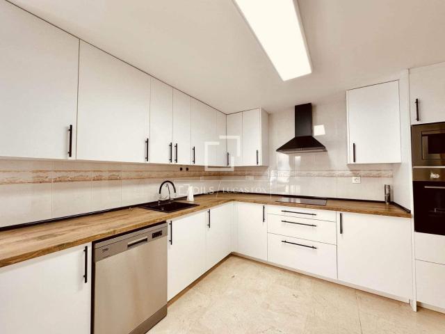 Penthouse for rent in Alicante / Alacant city, Alicante
