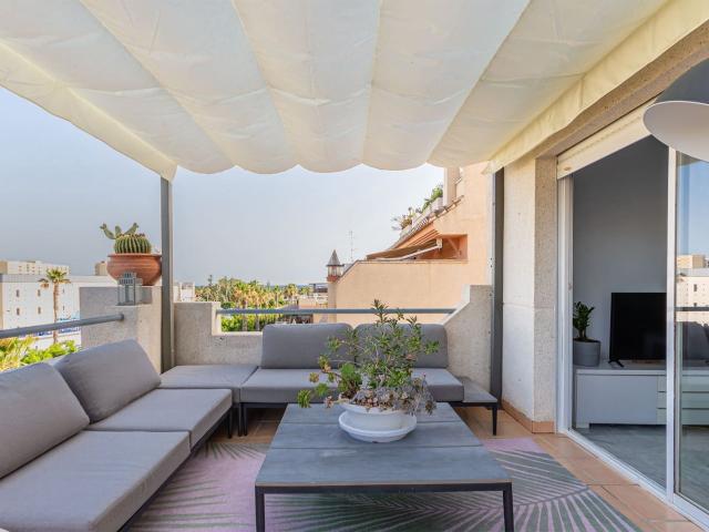 Penthouse for rent in Almuñécar, Granada