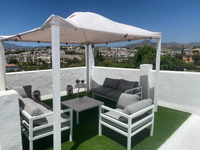 Penthouse For Rent in Atalaya, Estepona