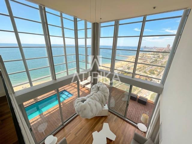 Penthouse for rent in Barcelona city, Barcelona