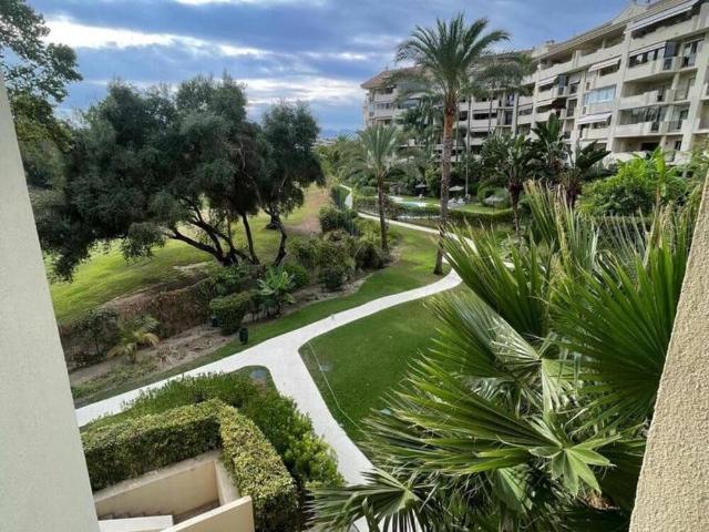 Penthouse for rent in Guadalmina Alta, Marbella, Málaga