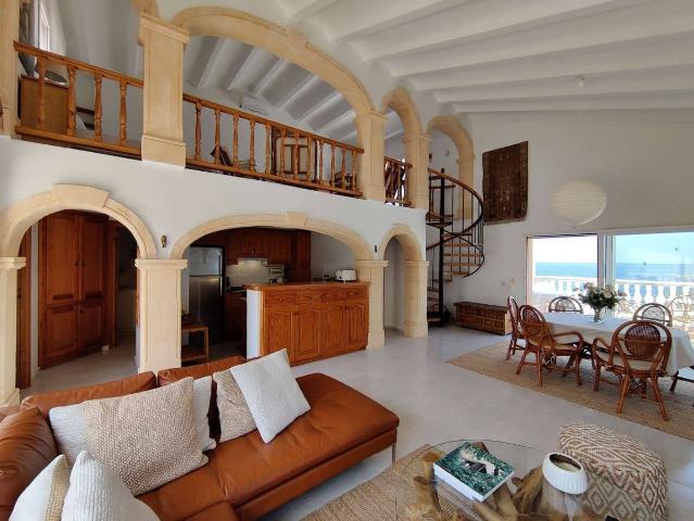 Penthouse for rent in Dénia, Alicante