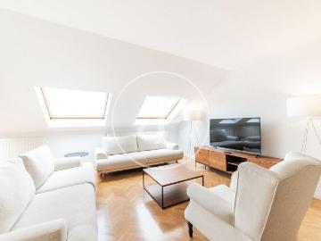 Penthouse for rent in Jerónimos, Madrid city, Madrid