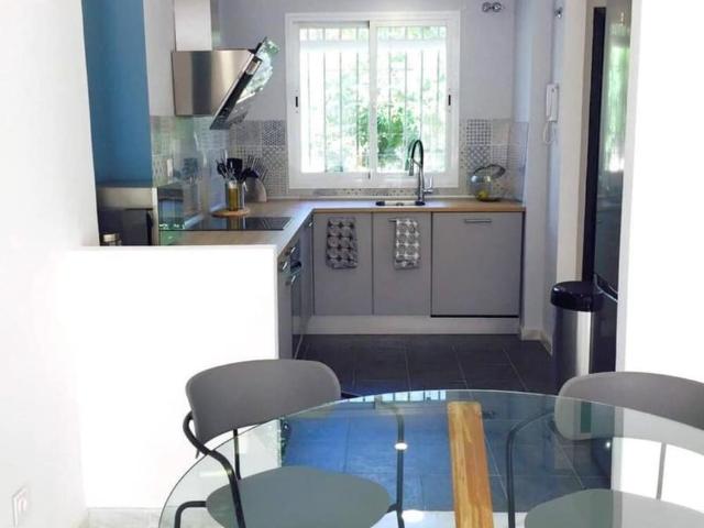 Penthouse for rent in Los Naranjos, Marbella, Málaga