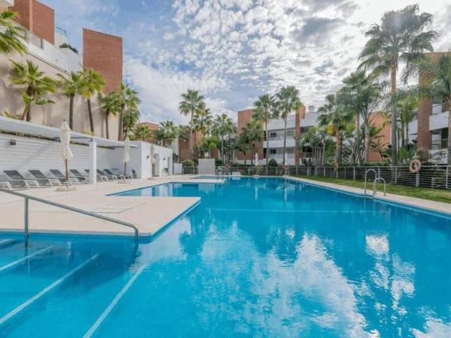 Penthouse for rent in Los Arqueros, Benahavís, Málaga