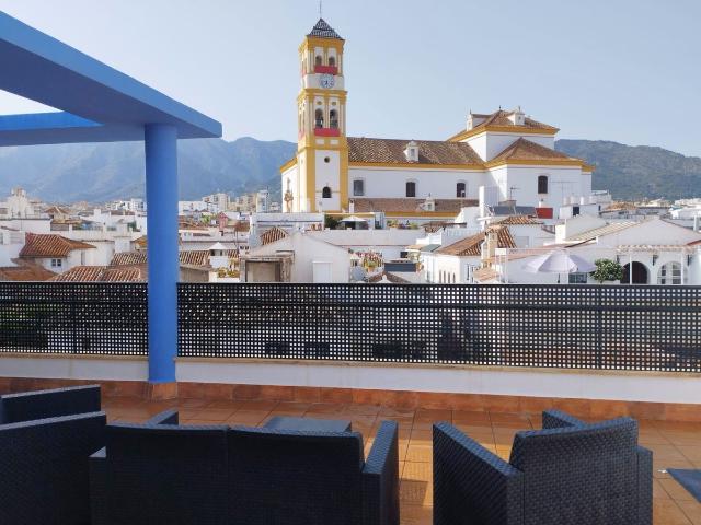 Penthouse For Rent in Marbella, Marbella