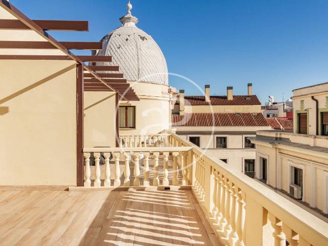 Penthouse for rent in Sol, Madrid city, Madrid