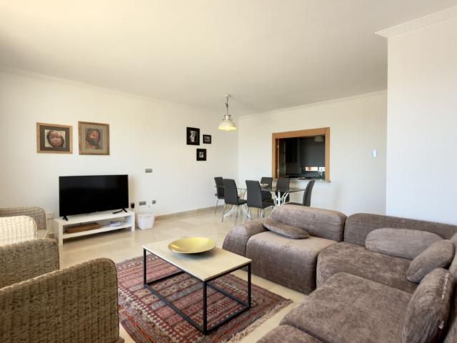 Penthouse For Rent in Selwo, Estepona