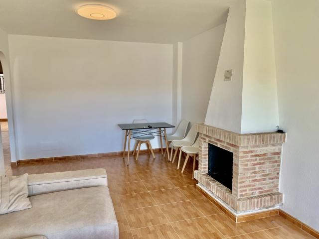 Penthouse for rent in Puente de Don Manuel, Alcaucín, Málaga