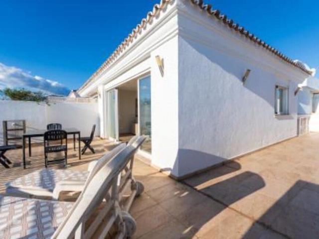 Penthouse for rent in Puerto Banus, Marbella, Málaga